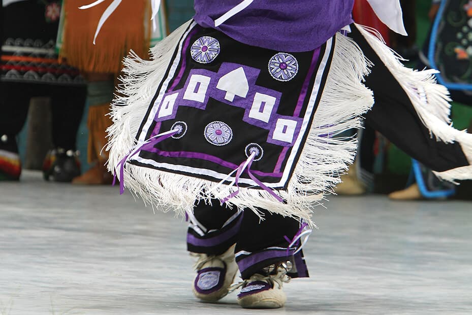 Haudenosaunee Dance